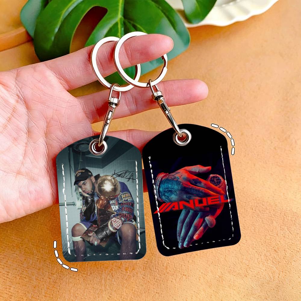Singer Anuel AA tarjetero llav - Lockbox Key Secure reseña y precio